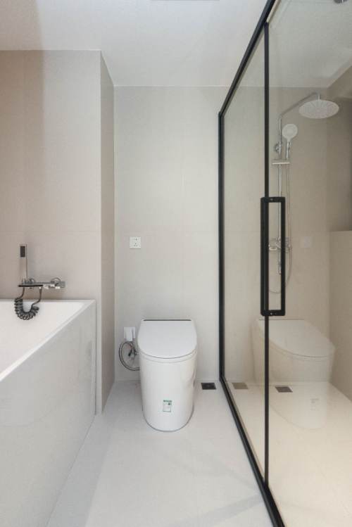 Housing image — Bathroom