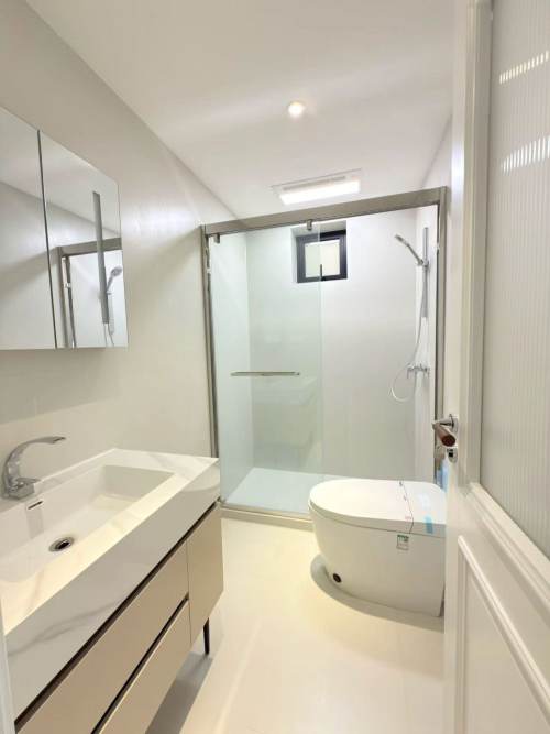 Housing image — Bathroom