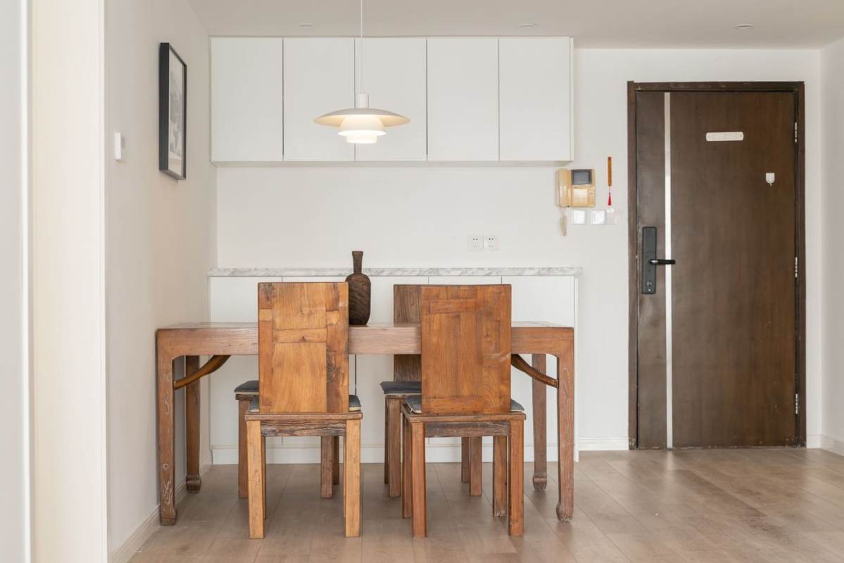 Housing image — Dining Area