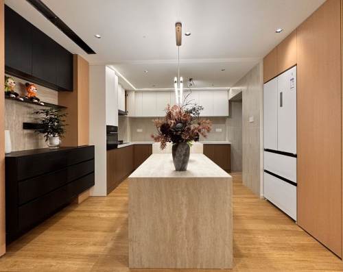 Housing image — Kitchen