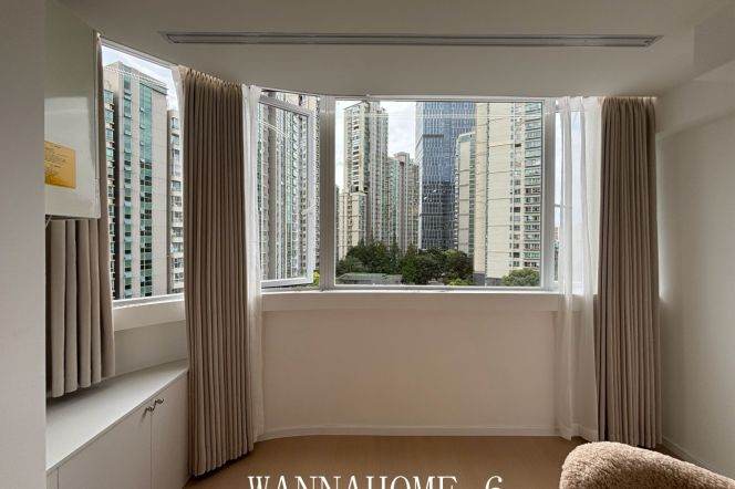 Spacious 2BR Apartment in Jing'an (L7)