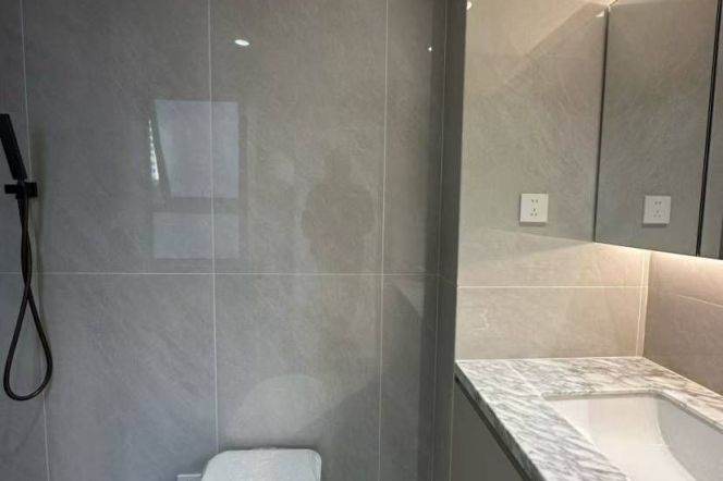 Spacious Studio Office in Jing'an