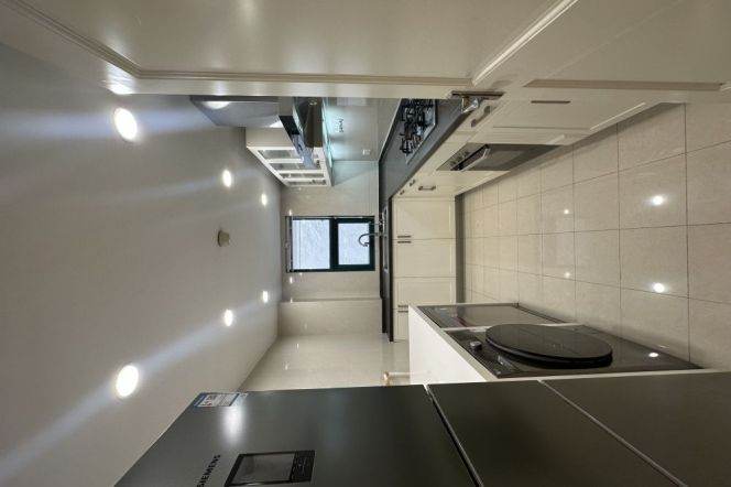 Spacious 2BR Apartment in Old Xuhui (L1/L7)
