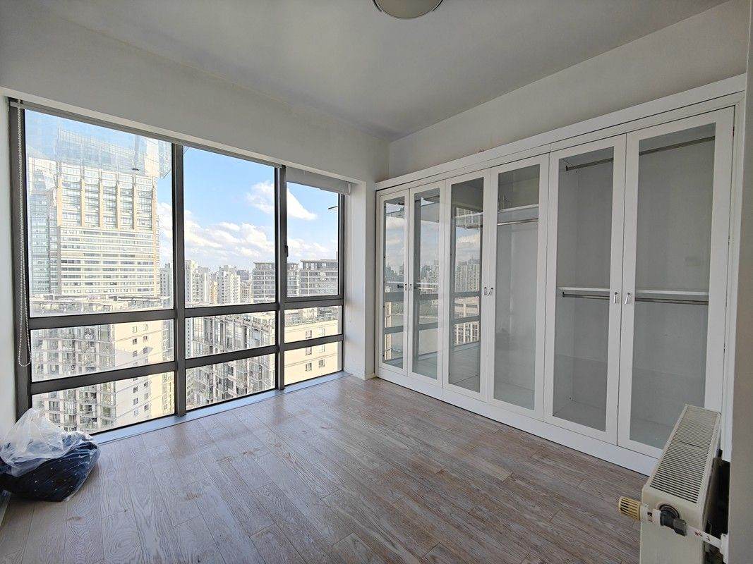 Housing image — Bedroom