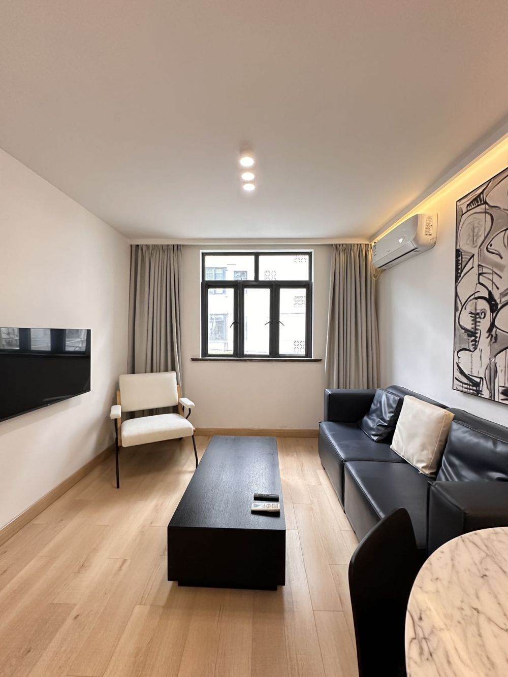 Housing image — Living Room