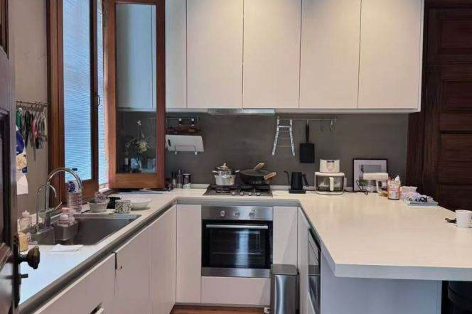 1BR Lane House in Jing'an