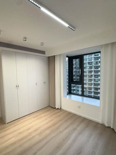 Housing image — Bedroom
