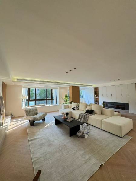 Housing image — Living Room
