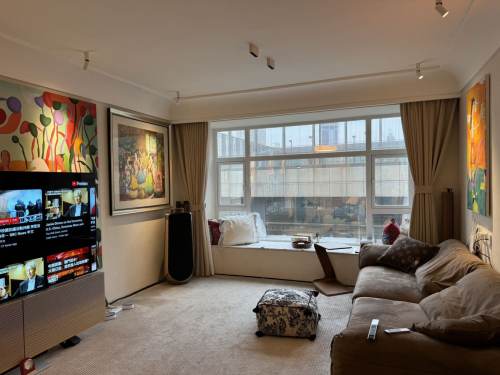 Housing image — Living Room