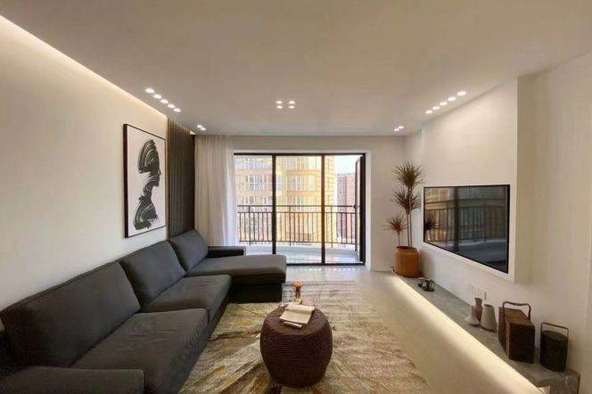 High-Floor 3BR Apartment in Jing'an with Floor-to-Ceiling Windows (L14)