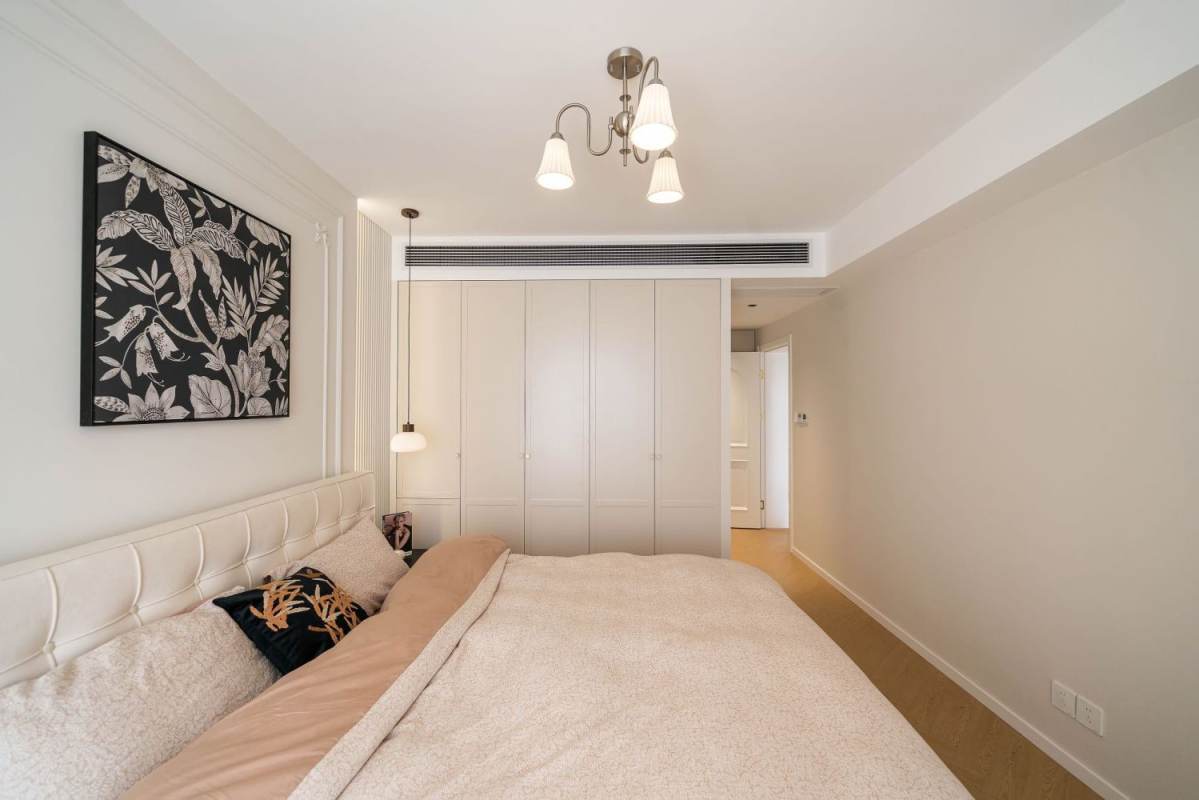Housing image — Bedroom