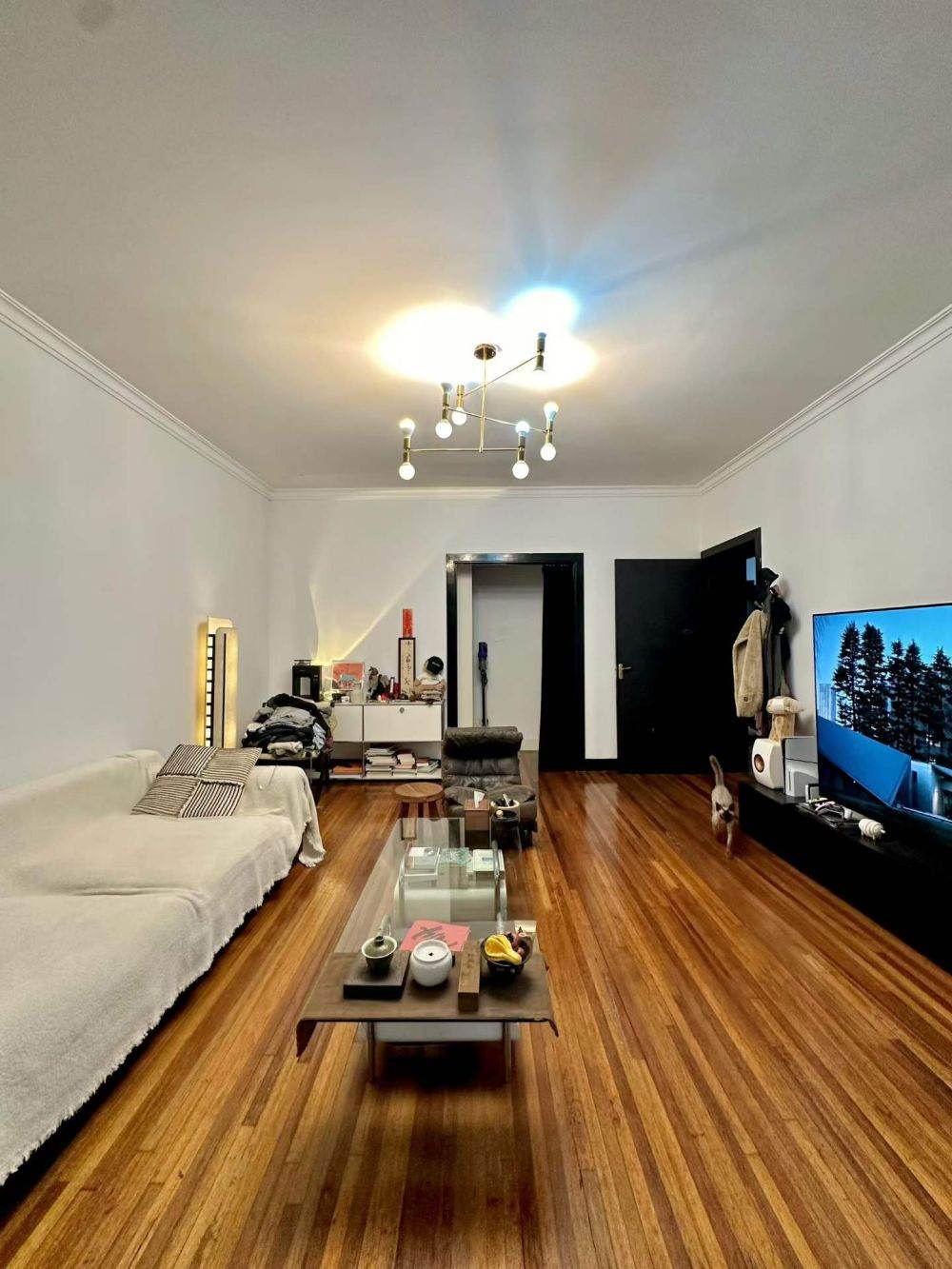 Housing image — Living Room