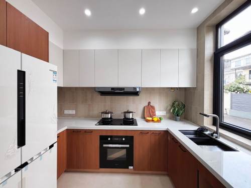 Housing image — Kitchen