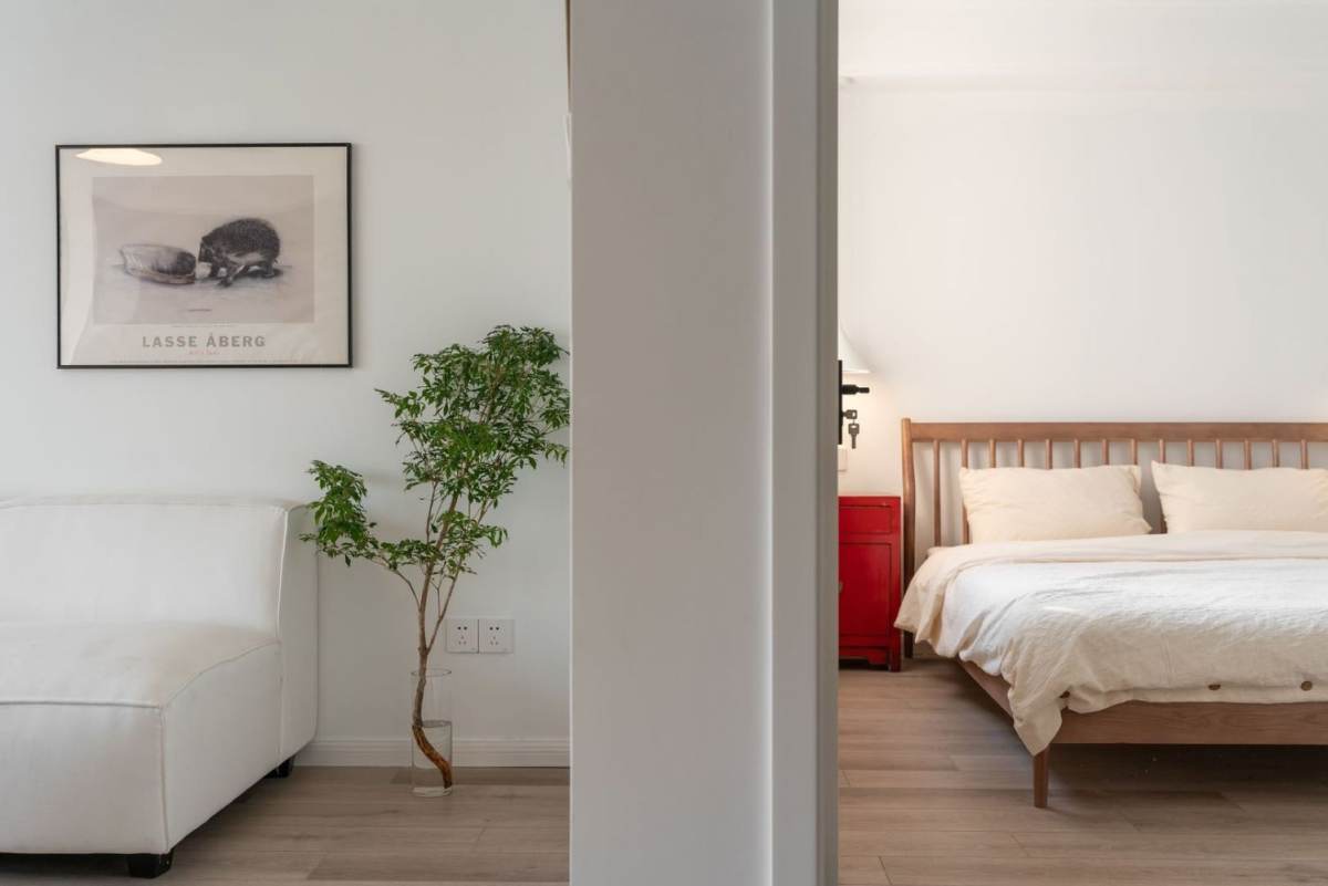 Housing image — Bedroom