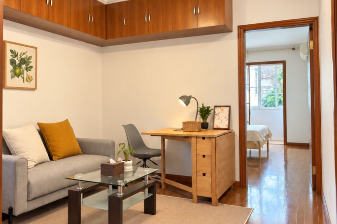 Historic 1BR Apartment near Xintiandi (L9/L10/L13)