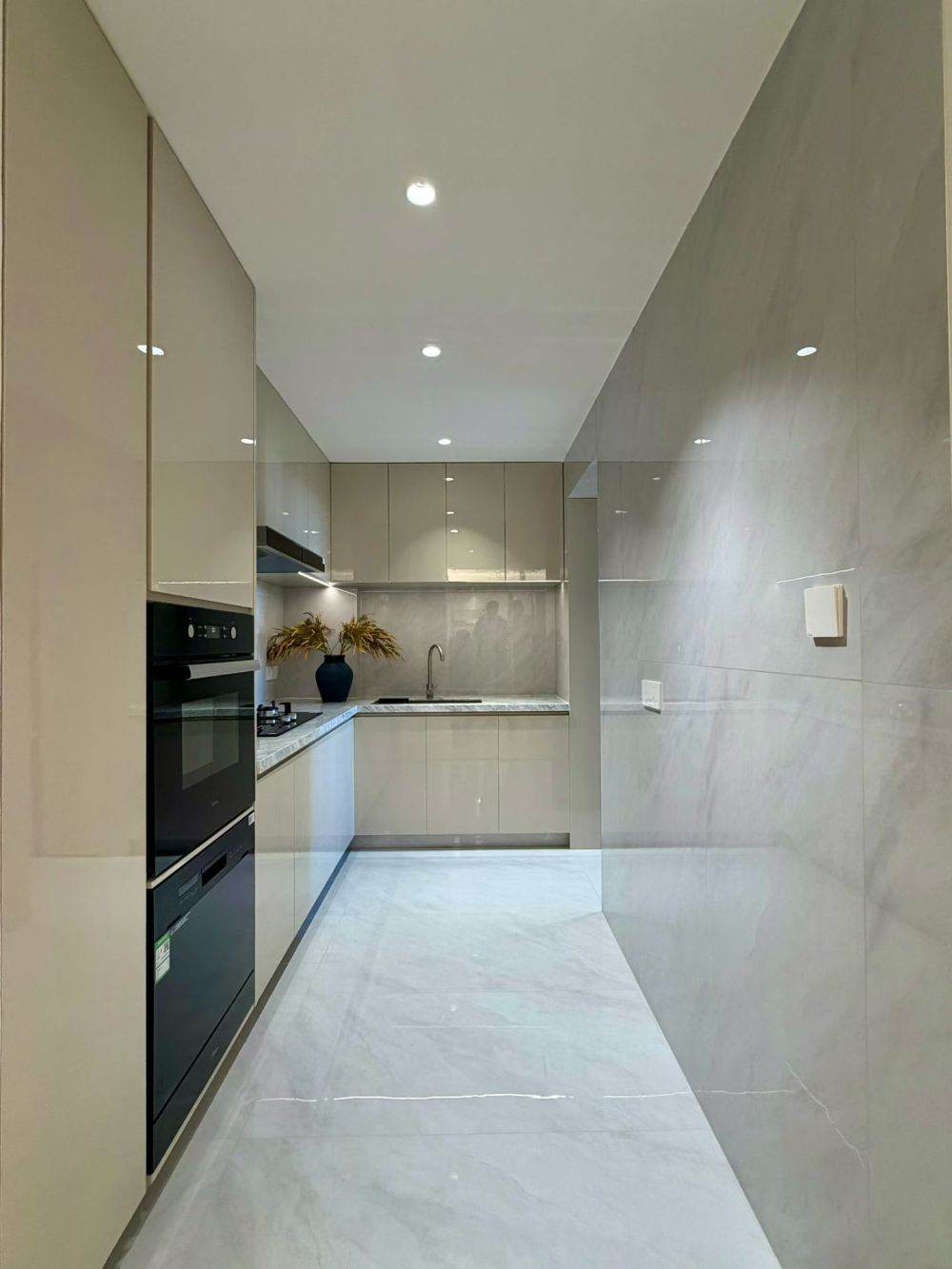 Housing image — Kitchen