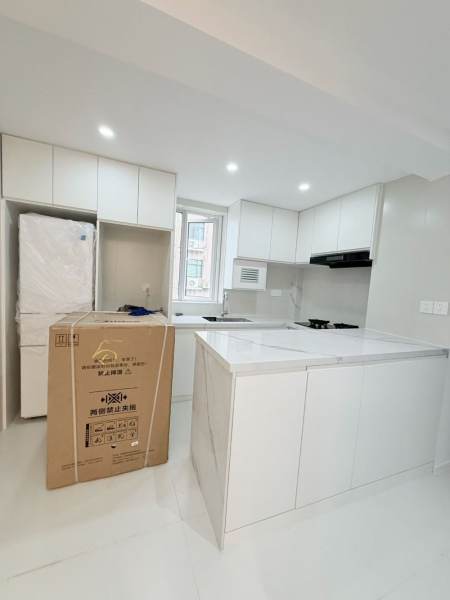 Housing image — Kitchen