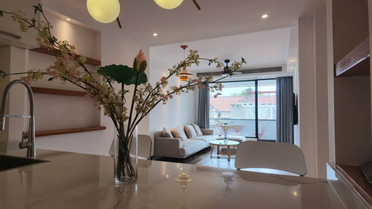 Housing image — Living Room