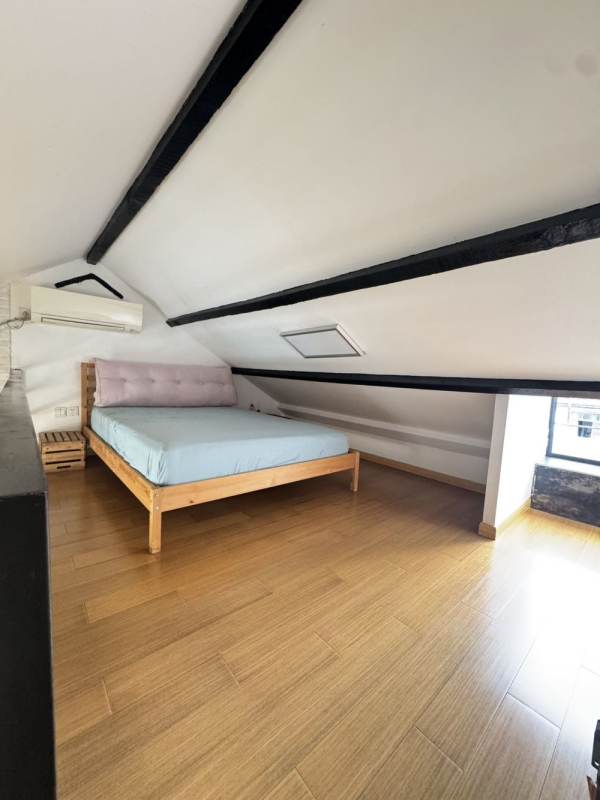 Housing image — Bedroom