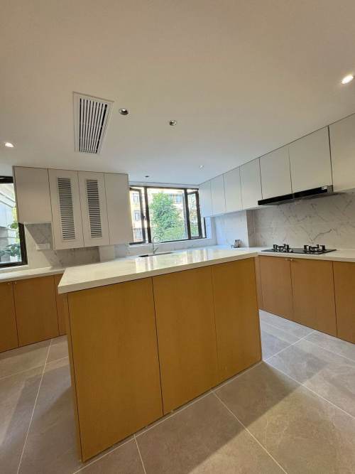 Housing image — Kitchen