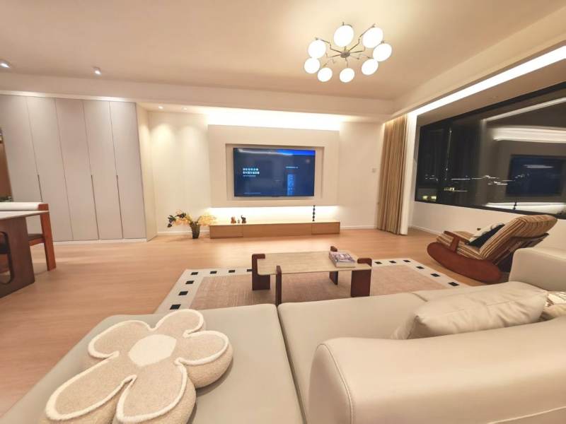 Housing image — Living Room