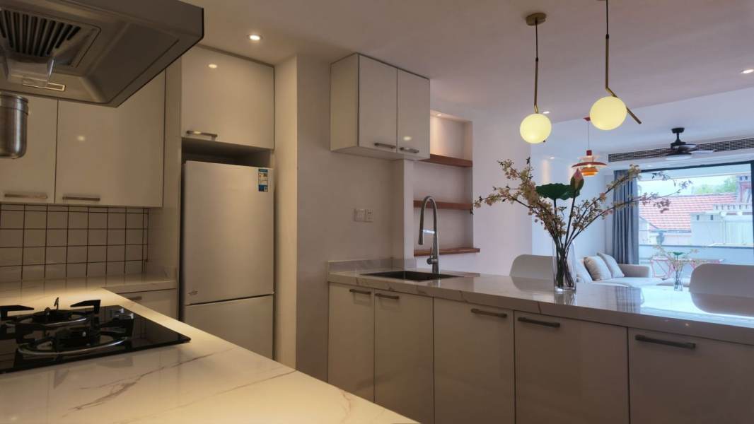 Housing image — Kitchen