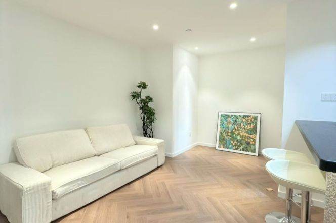 Spacious 1BR Apartment near Jiaotong University Metro (L10/L11)