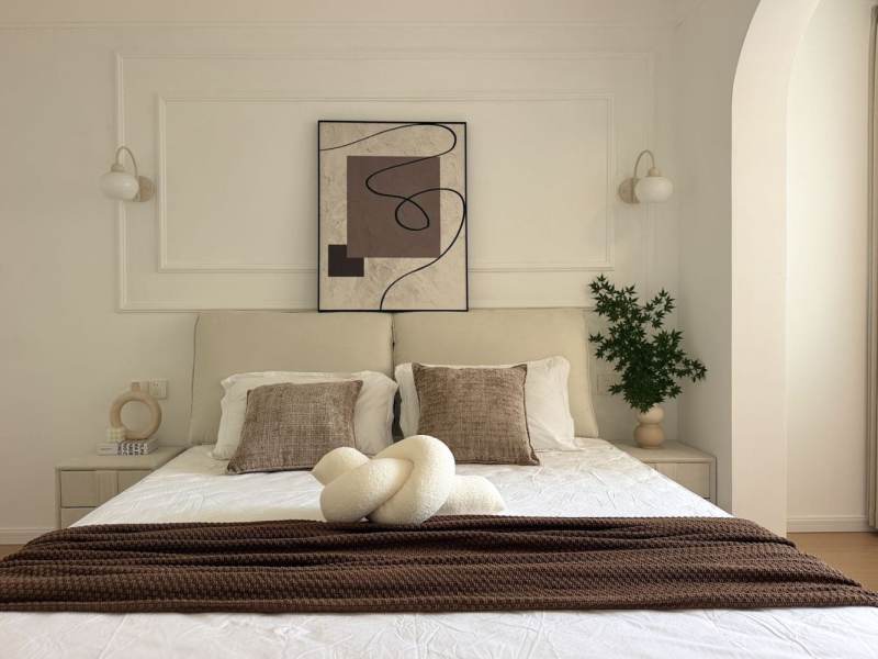 Housing image — Bedroom