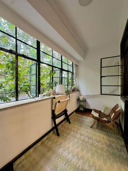 Housing image — Balcony