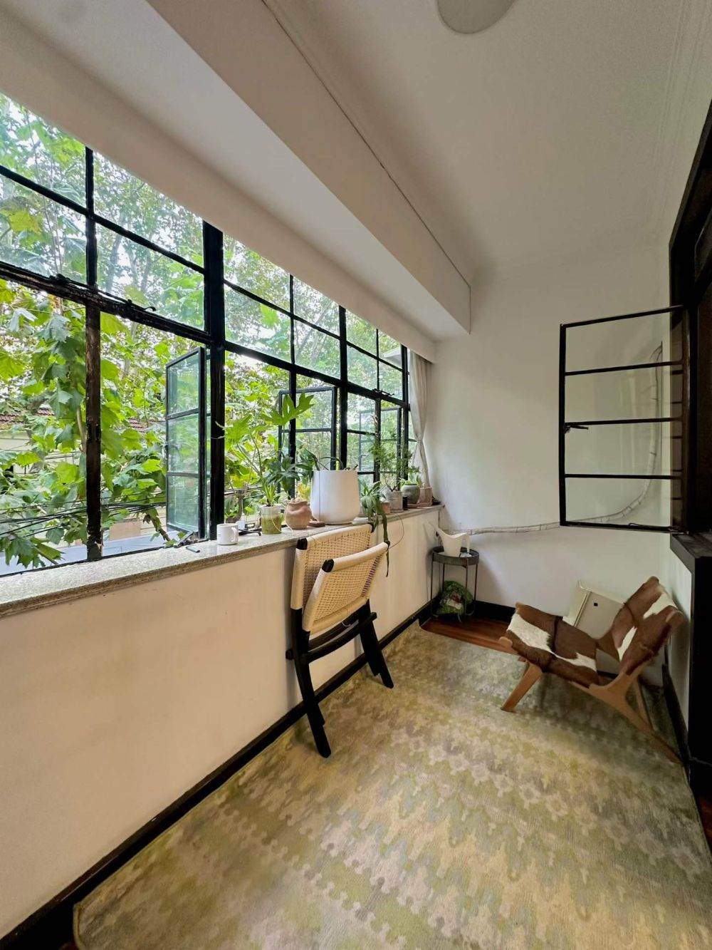 Housing image — Balcony