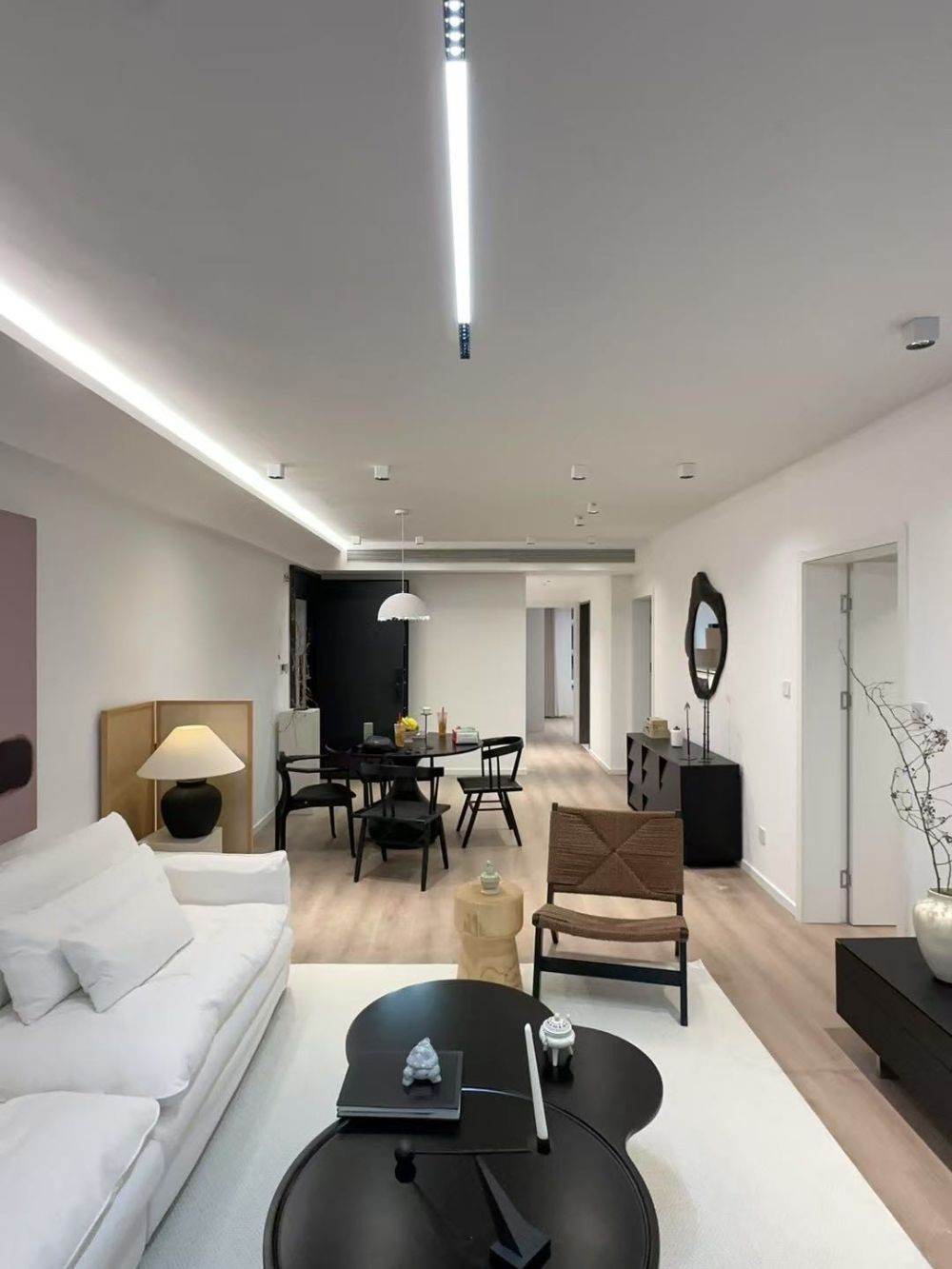 Housing image — Living Room