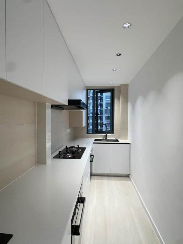 Housing image — Kitchen