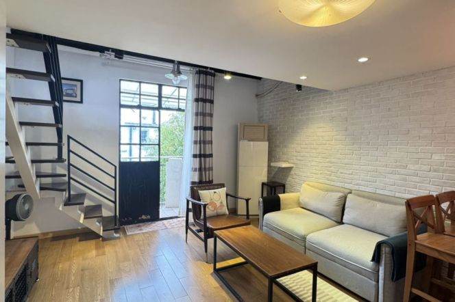 1BR Apartment in Old Xuhui with Terrace (L1/L7)