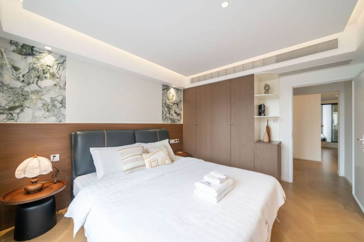 Housing image — Bedroom