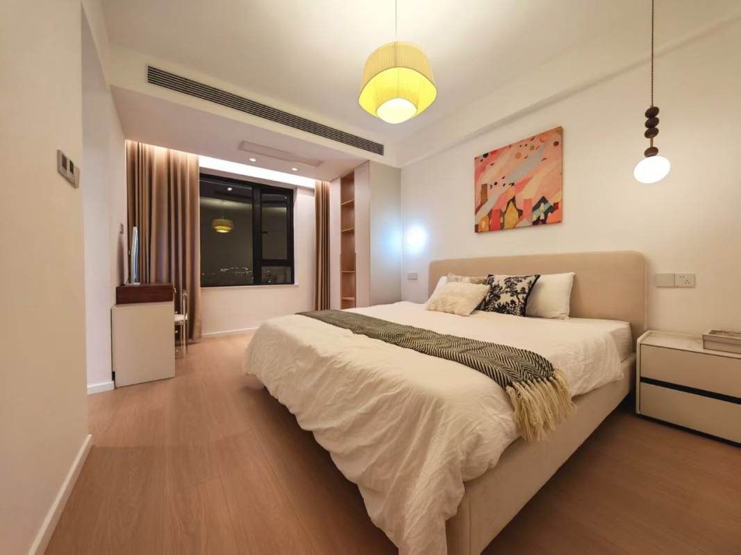 Housing image — Bedroom