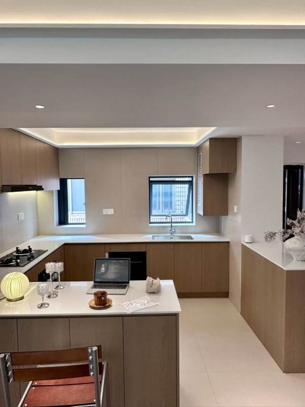 Housing image — Kitchen