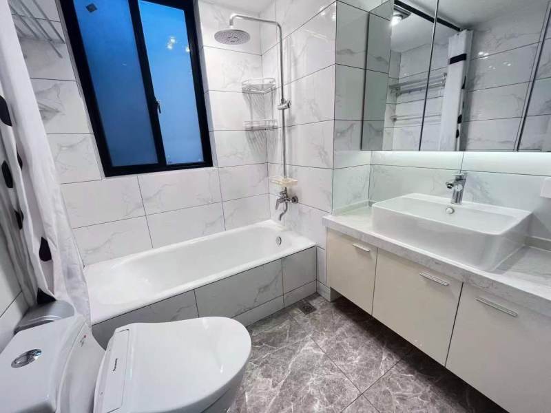Housing image — Bathroom