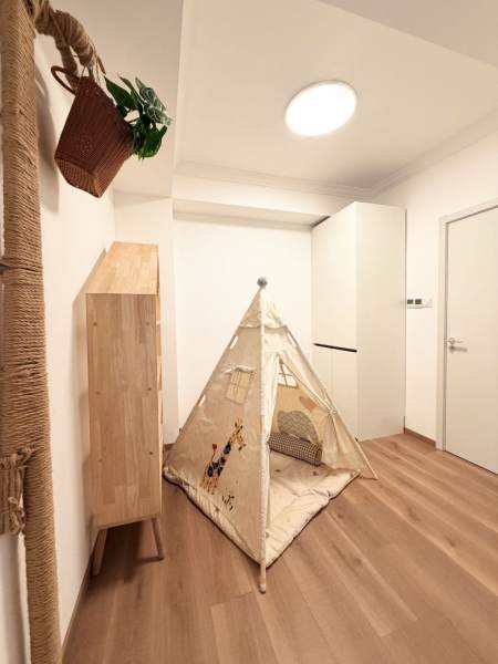 Housing image — Bedroom