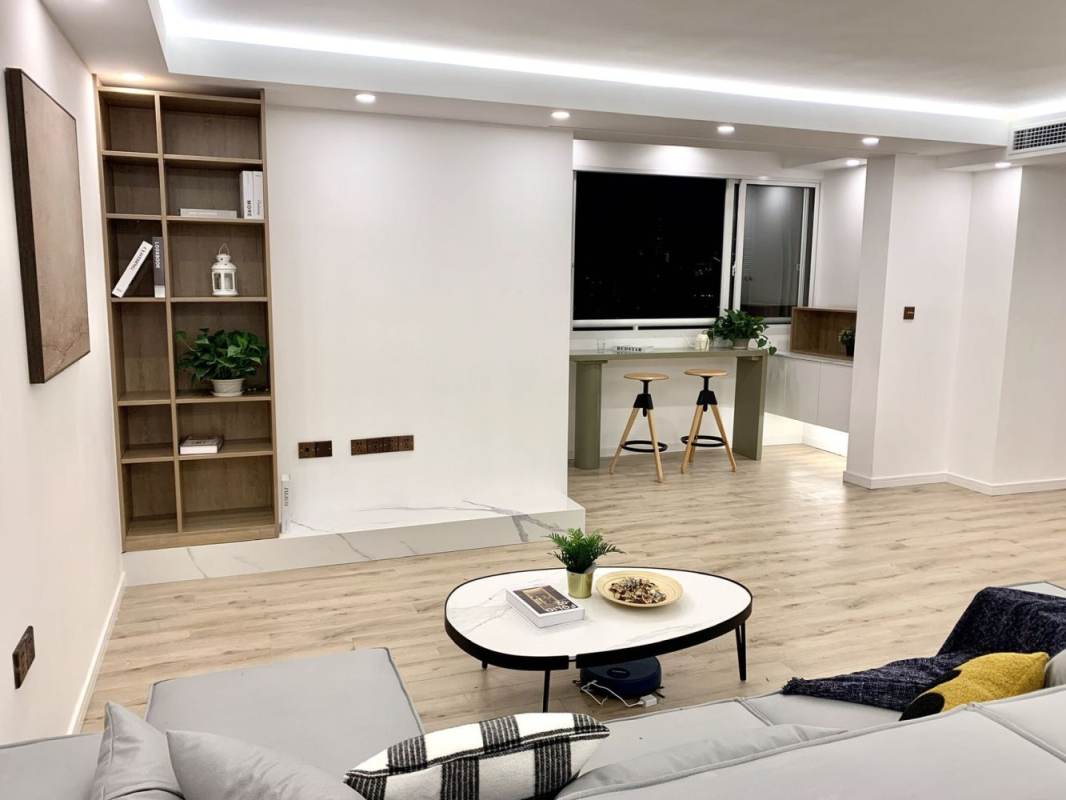 Housing image — Living Room