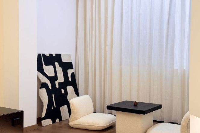 High-Floor 3BR Apartment near Shanghai Indoor Stadium Metro (L1/L4)