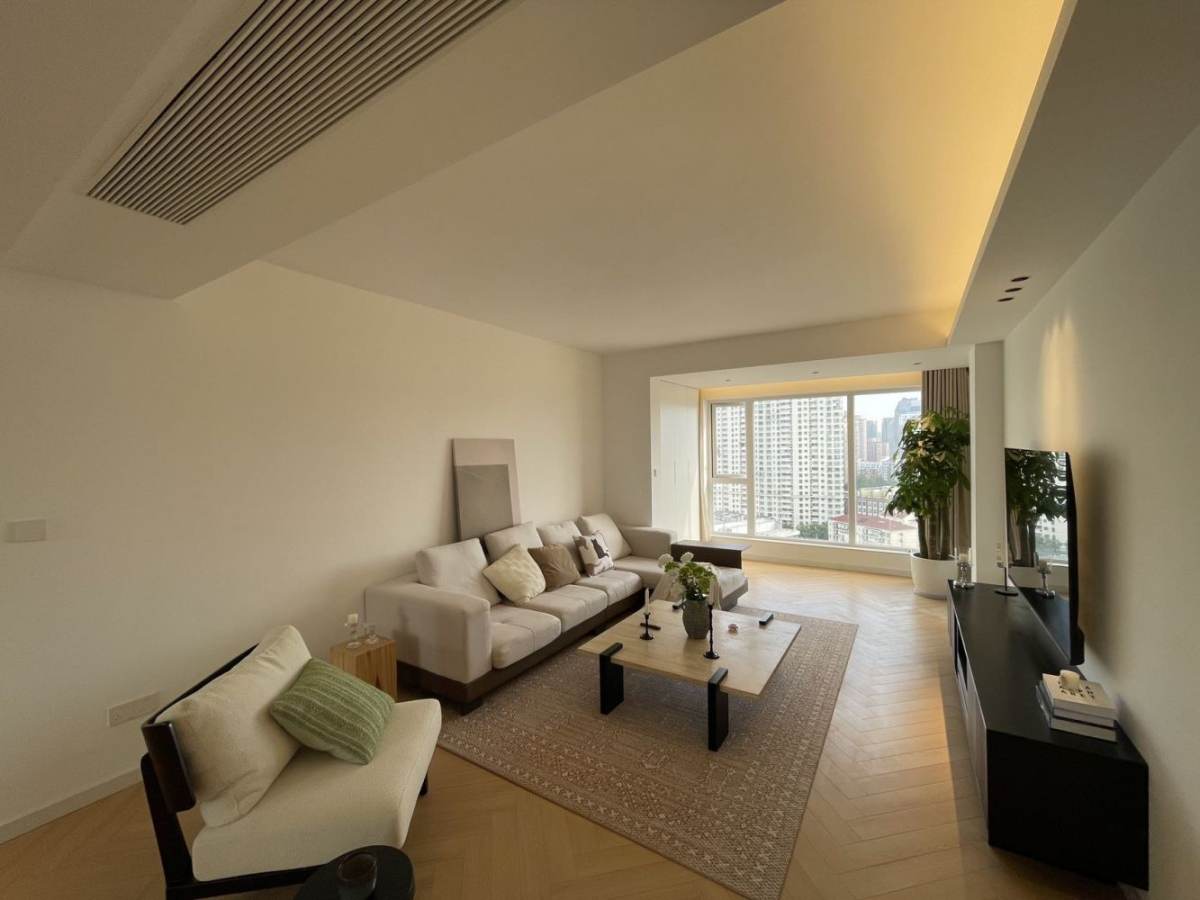 Housing image — Living Room