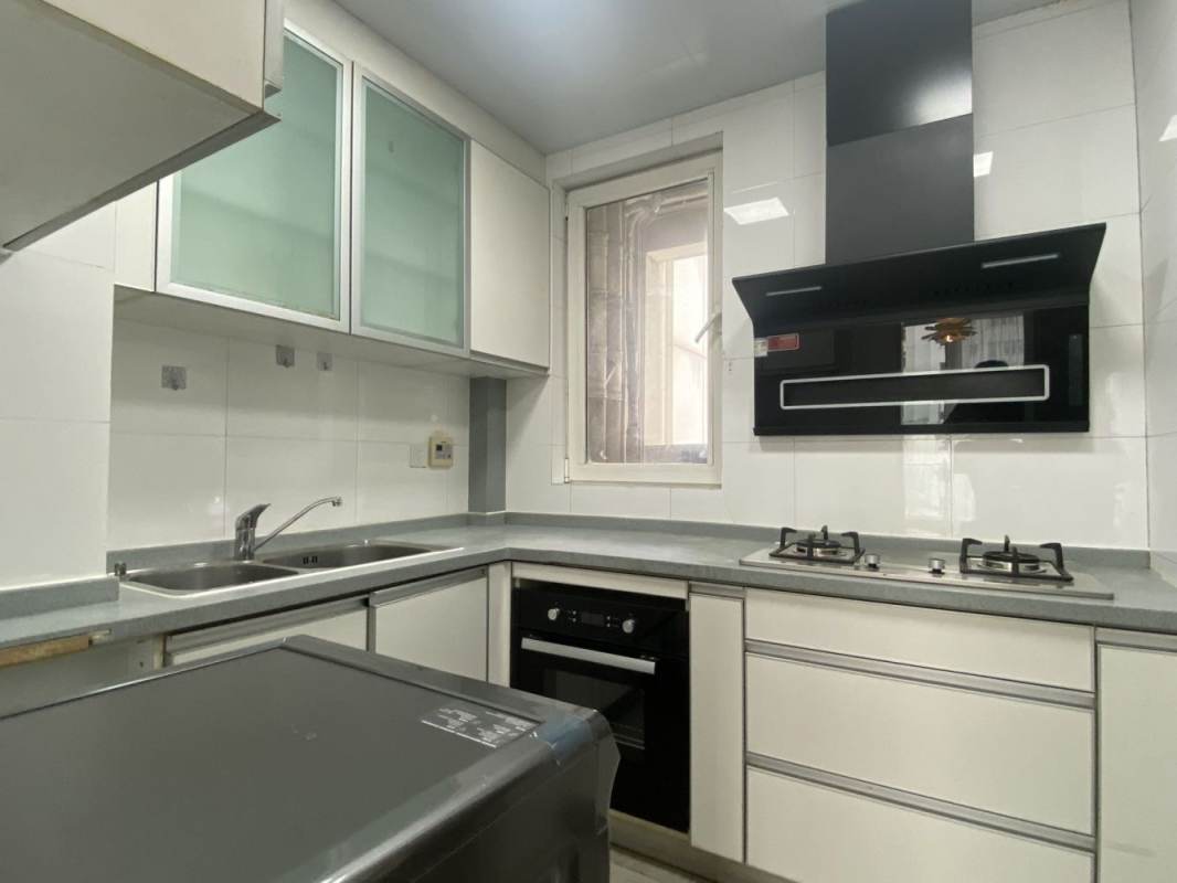 Housing image — Kitchen
