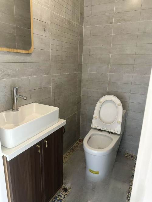 Housing image — Bathroom