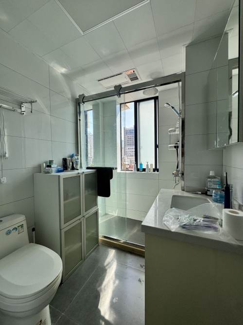 Housing image — Bathroom