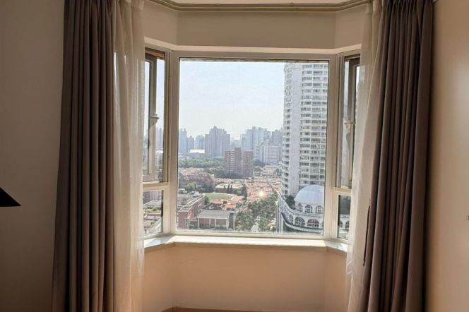 High-Floor 2BR Apartment at Joffre Garden (L1/L10/L12)