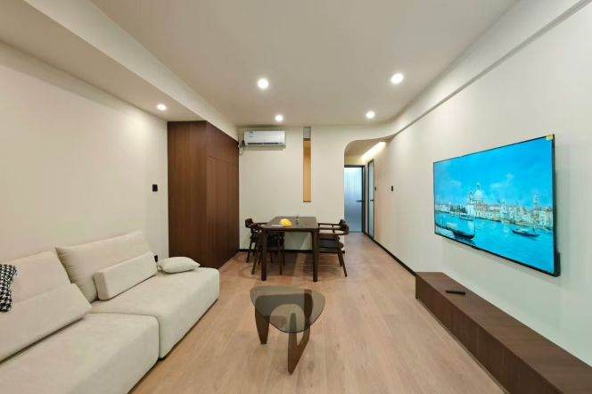 High-Ceiling 1BR Apartment in Old Xuhui with Green View (L1/L7/L9)