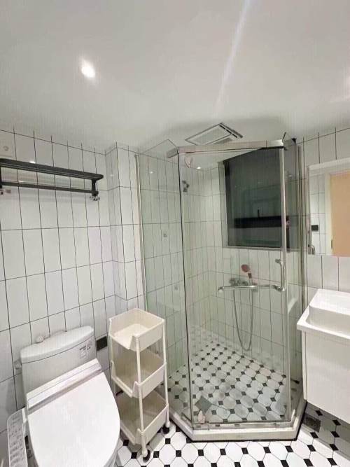 Housing image — Bathroom