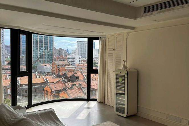 2BR Apartment at Jing'an Four Seasons Apartments with Floor-to-Ceiling Windows (L2/L12/L13)