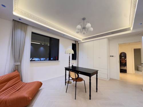 Housing image — Bedroom