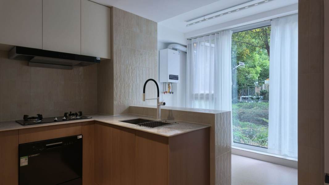Housing image — Kitchen